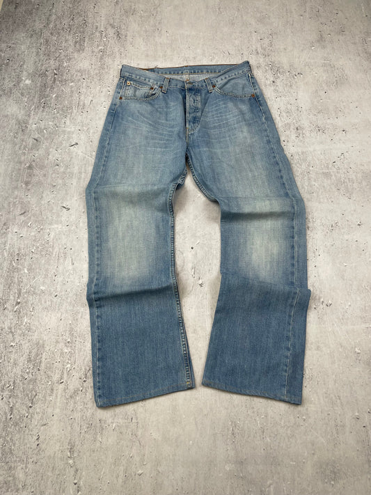 Levis Jeans