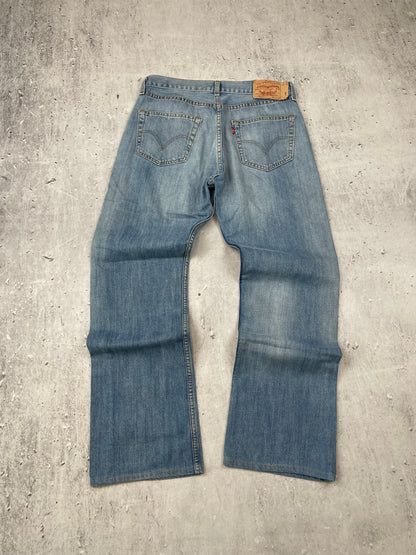 Levis Jeans
